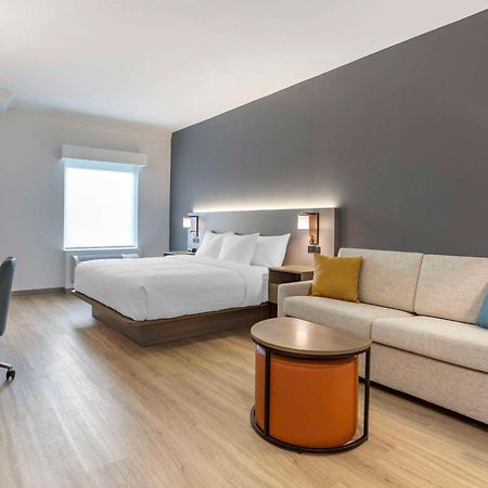 Comfort Inn & Suites Newark Liberty International Airport Eksteriør billede
