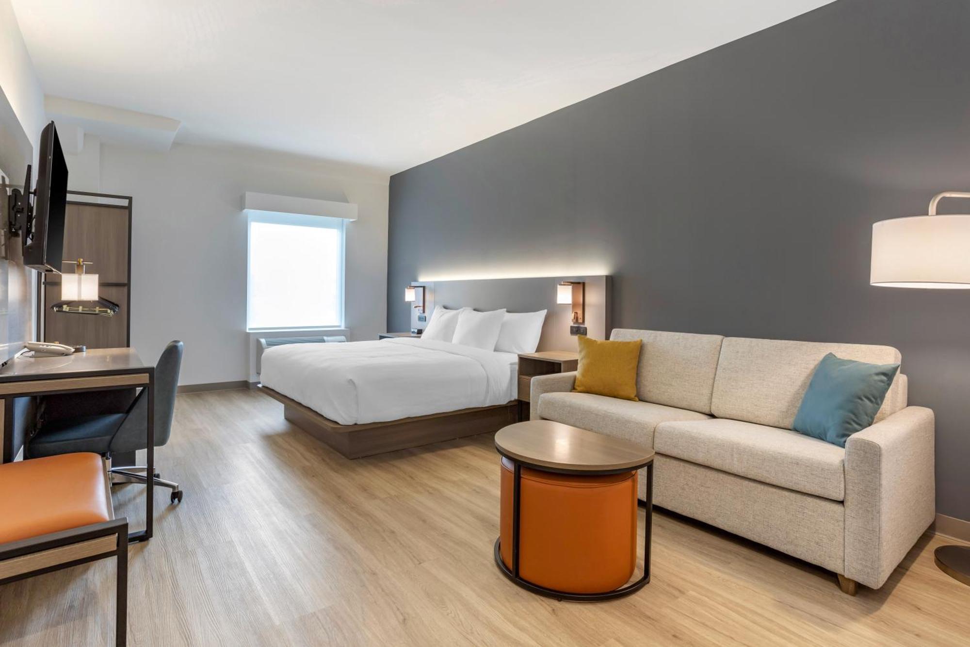 Comfort Inn & Suites Newark Liberty International Airport Eksteriør billede