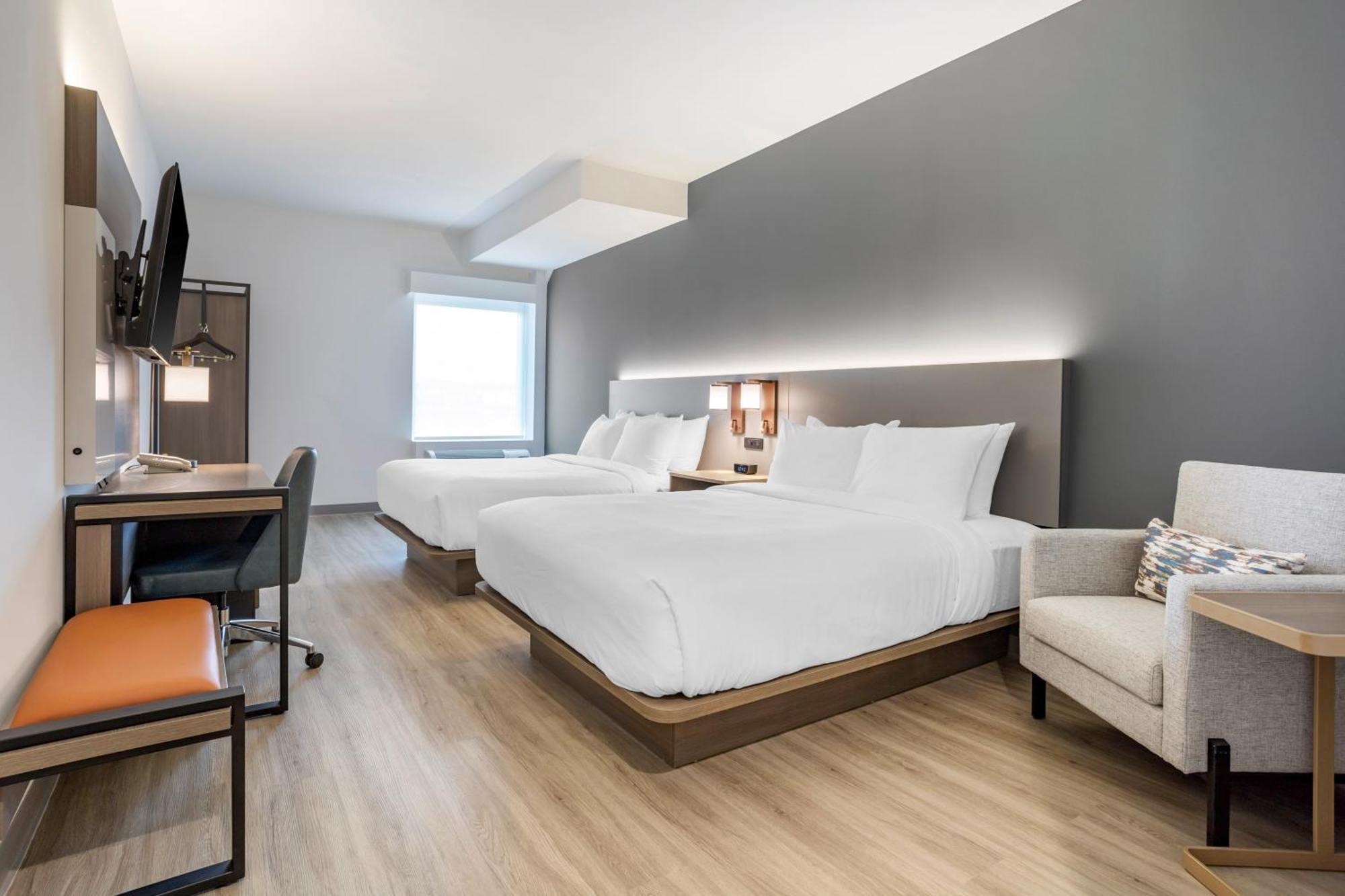 Comfort Inn & Suites Newark Liberty International Airport Eksteriør billede