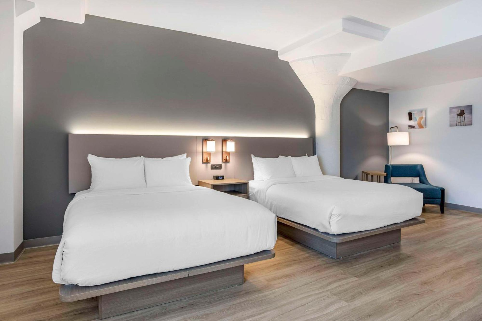 Comfort Inn & Suites Newark Liberty International Airport Eksteriør billede