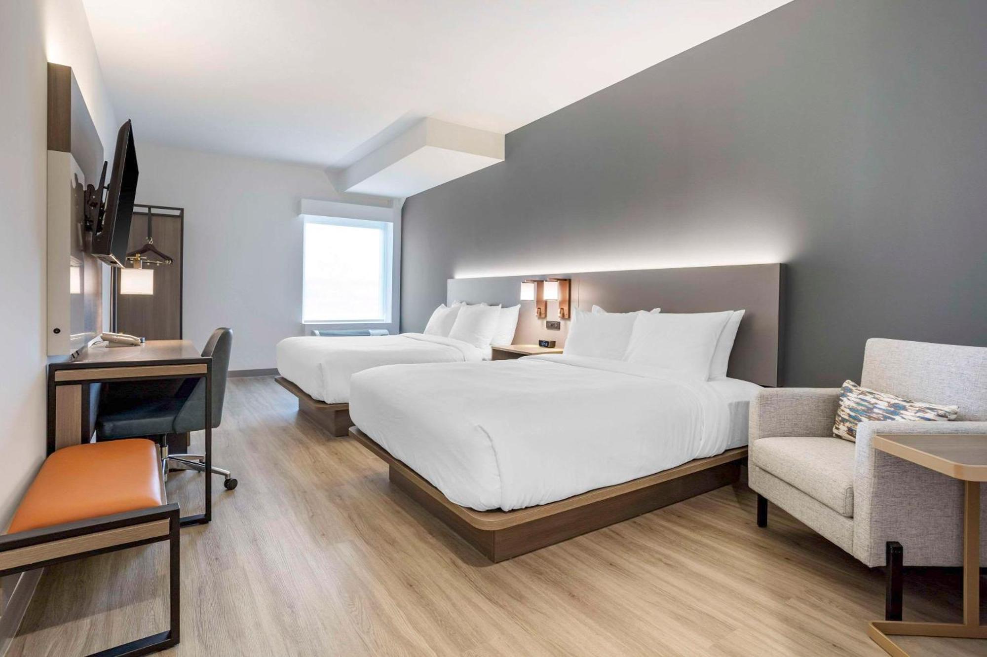 Comfort Inn & Suites Newark Liberty International Airport Eksteriør billede